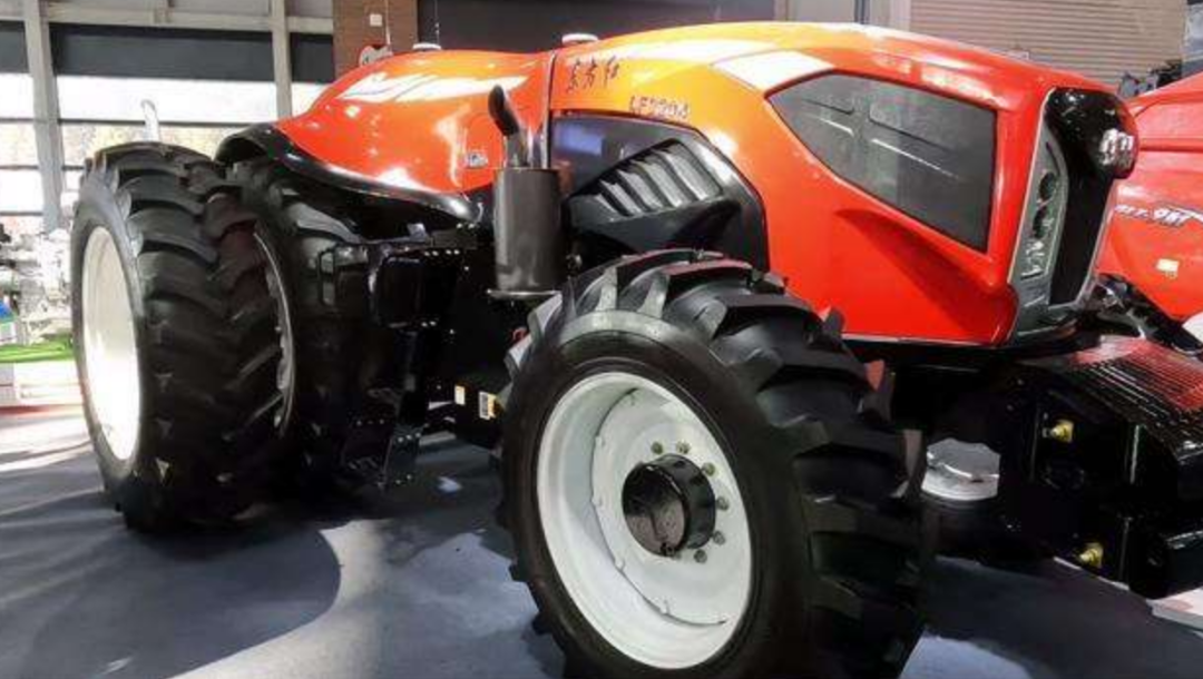 農(nóng)業(yè)機(jī)械：20年，國產(chǎn)農(nóng)機(jī)如何在本土戰(zhàn)勝跨國公司？